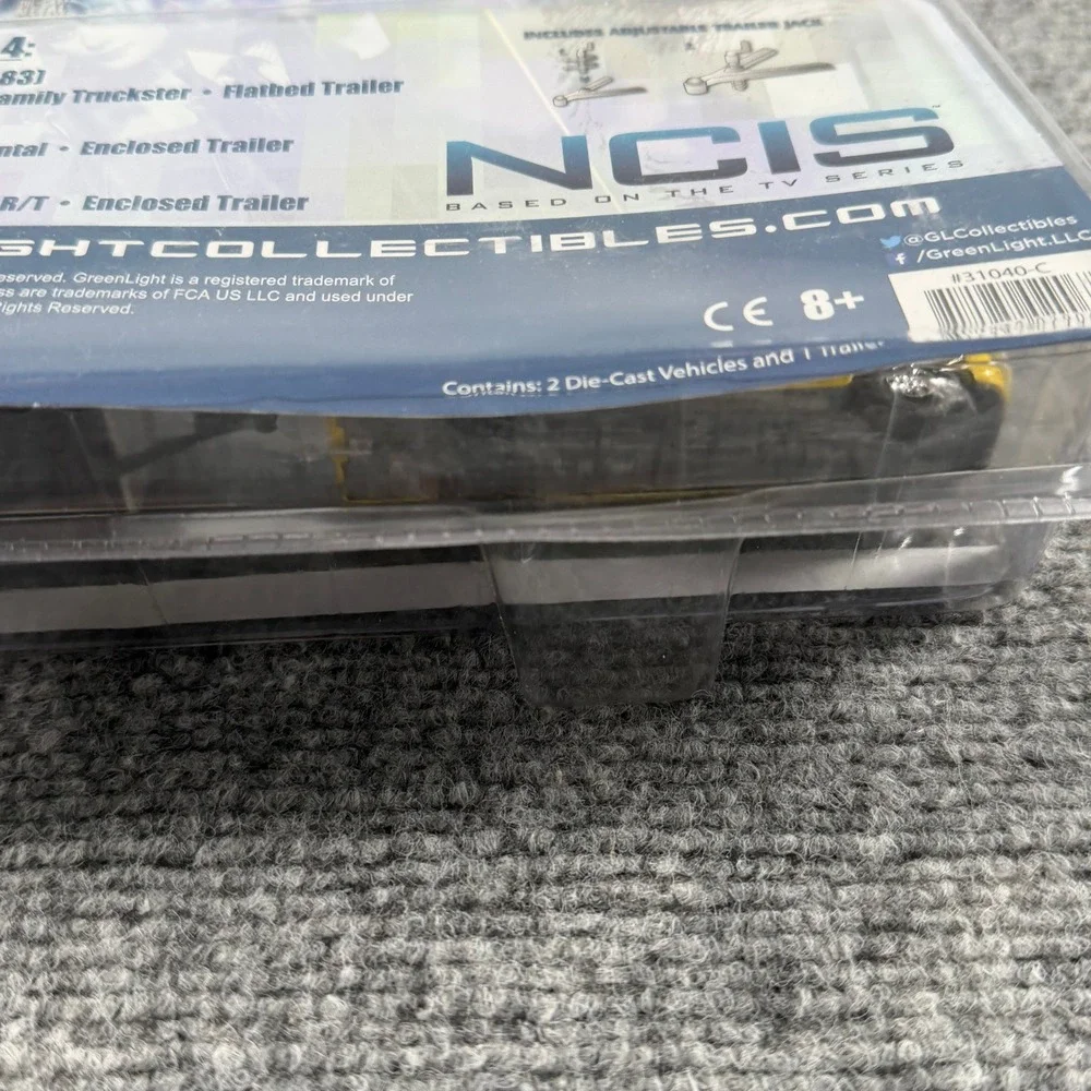Greenlight NCIS Diecast Set 1:64 Yellow 2015 Ram 1500 1970 Dodge Challenger